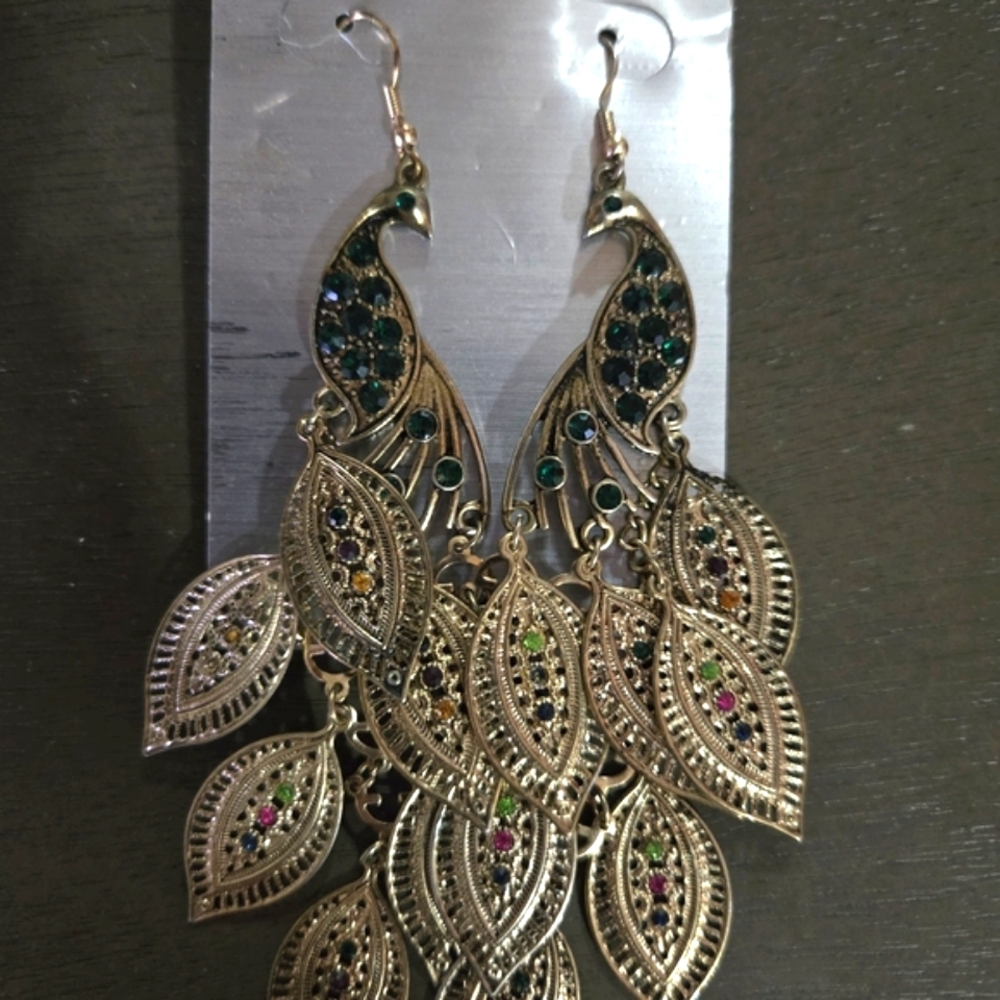 Costume fashion earrings. 10 for the big ones 5 for the small or 27 for all